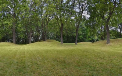 Effigy Mounds