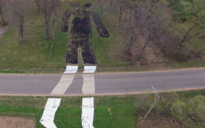 man mound effigy